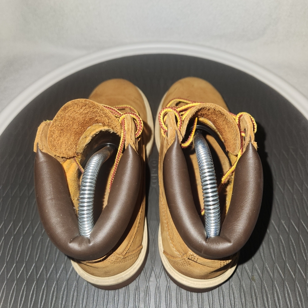Timberland Boys Size 3 Classic 6 Inch Waterproof Dark Wheat Nubuck Ankle Boots - Picture 5 of 13